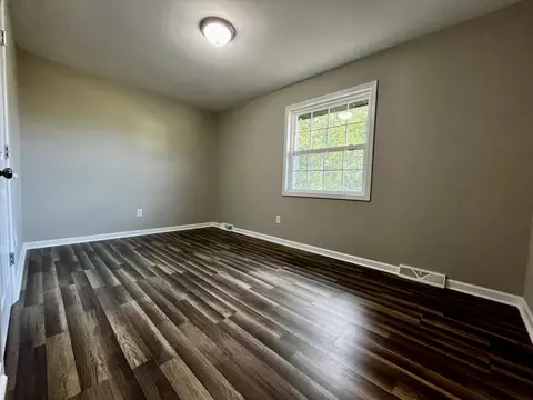 Bedroom - 304 Pine Dr, Corbin, KY 40701 photo 1 of 5