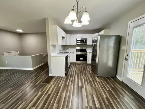 Kitchen - 304 Pine Dr, Corbin, KY 40701 photo 1 of 2