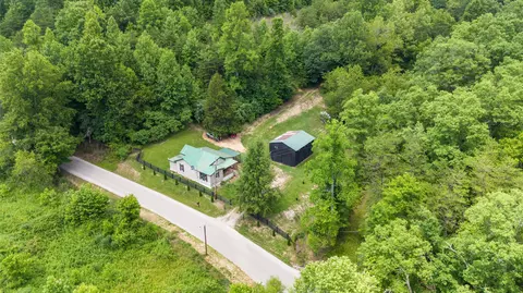 View/Area - 4021 Ky 1094, Campton, KY 41301 photo 1 of 11