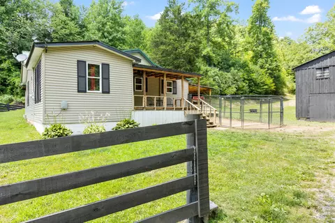 Exterior - 4021 Ky 1094, Campton, KY 41301 photo 1 of 11