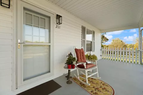 201 Mitchellsburg First St, Perryville, KY 40468 photo 3