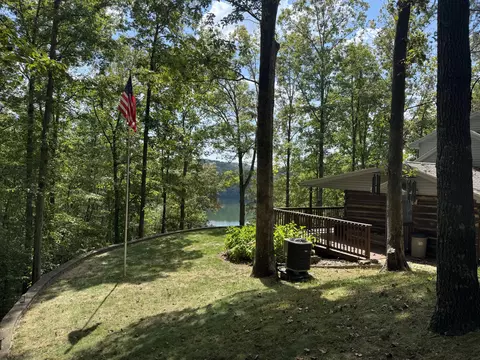 155 Rocky Point Rd, East Bernstadt, KY 40729