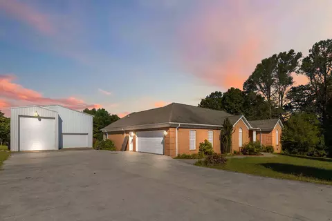 617 Moberly Bend Rd, Corbin, KY 40701