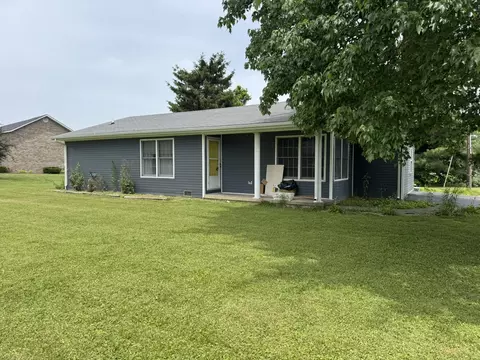 94 Old Columbia Rd, Russell Springs, KY 42642