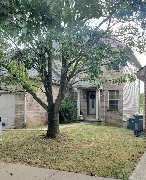 925 Winding Oak Trl, Lexington, KY 40511