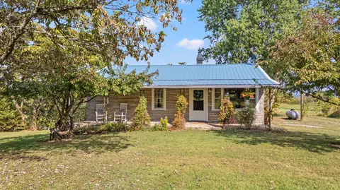 1996 White Conkwright, Winchester, KY 40391