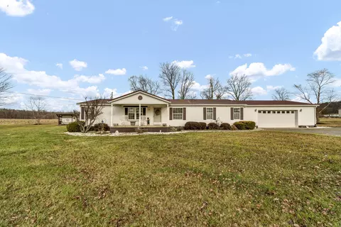 27 Steves Ct, Flemingsburg, KY 41041