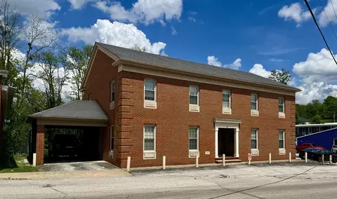 240 E Main St, Mount Vernon, KY 40456