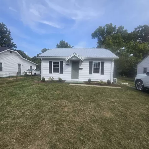 104 Clover Ct, Stanford, KY 40484
