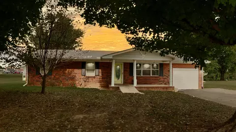 44 Orchard Ct, Science Hill, KY 42553