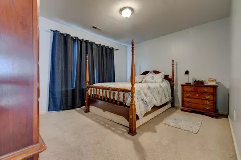 Bedroom - 126 Copper Kettle Path, Georgetown, KY 40324 photo 1 of 2