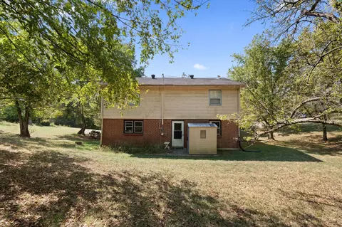 Exterior - 3890 Oregon Rd, Versailles, KY 40383 photo 6 of 17