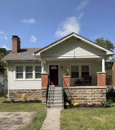 802 Cline St, Frankfort, KY 40601