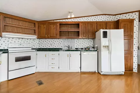 270 Doe Run, Nancy, KY 42544 photo 14