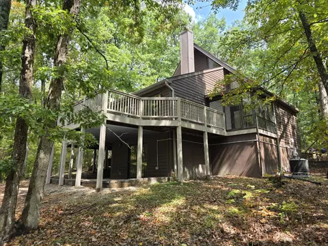 7 Gold Tooth Woman Ln, Sadieville, KY 40370