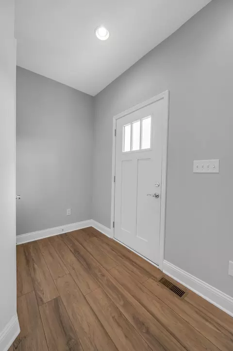 Entry Way - 162 Limestone Ln, Georgetown, KY 40324 photo 1 of 3