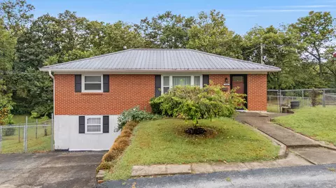 328 Westland Dr, Frankfort, KY 40601