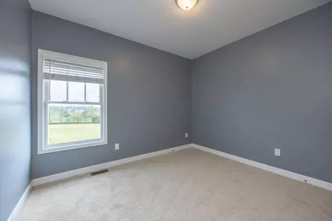 Bedroom - 526 Steele Rd, Paris, KY 40361 photo 3 of 7