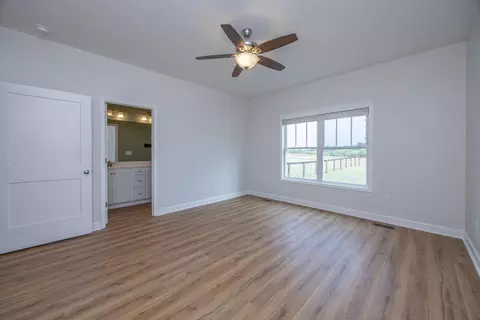 Bedroom - 526 Steele Rd, Paris, KY 40361 photo 6 of 7