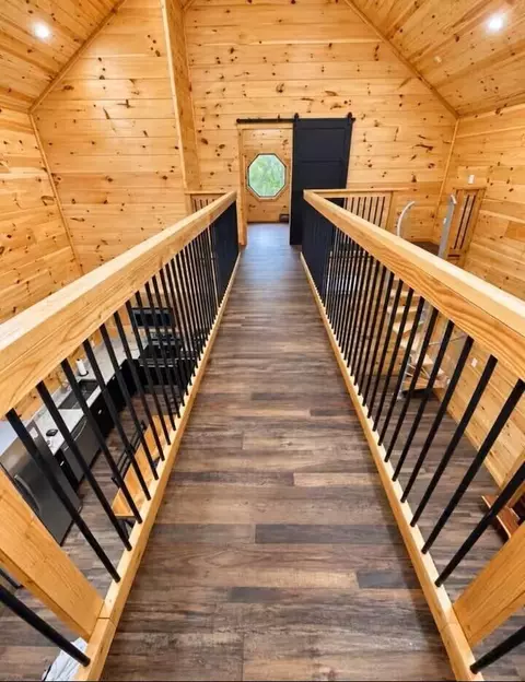 Entry Way - 30 W Spencer Rd, Campton, KY 41301 photo 2 of 2