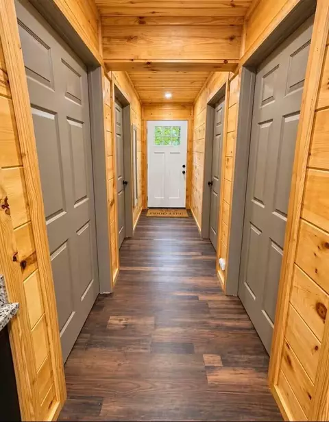 Entry Way - 30 W Spencer Rd, Campton, KY 41301 photo 1 of 2