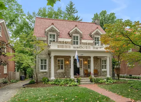 237 Woodspoint Rd, Lexington, KY 40502