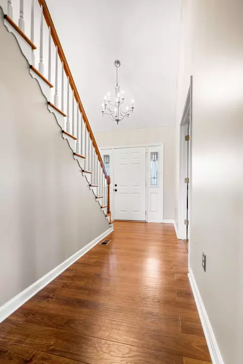 Entry Way - 110 Locklin Dr, Williamsburg, KY 40769 photo 5 of 9