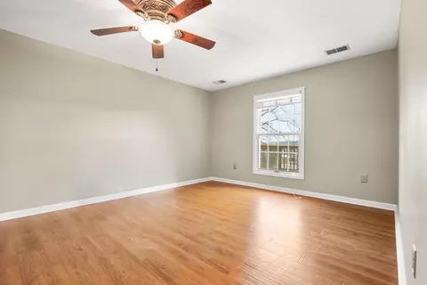 Bedroom - 110 Locklin Dr, Williamsburg, KY 40769 photo 3 of 12
