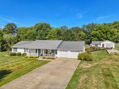 3935 Alum Springs Rd, Danville, KY 40422