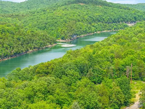 View/Area - 1835 Echo Point Rd, Bronston, KY 42518 photo 4 of 5