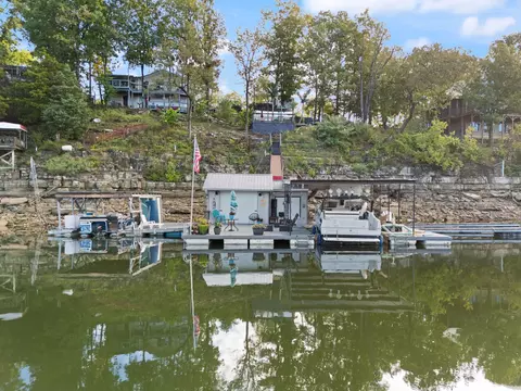 340 Lakeview Point Rd, Harrodsburg, KY 40330