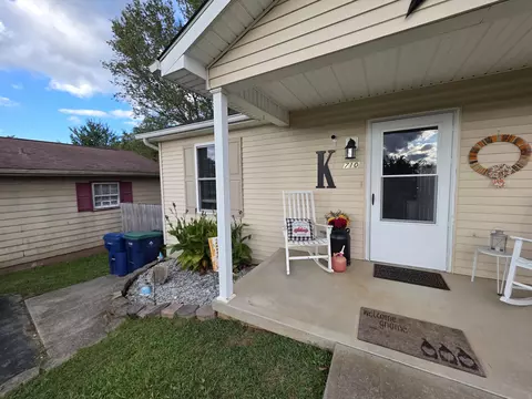 710 Murphy Ave, Ferguson, KY 42533 photo 4