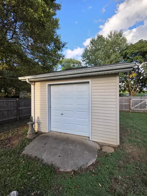 710 Murphy Ave, Ferguson, KY 42533 photo 15