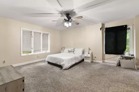 Bedroom - 987 State Hwy 413, Baxter, KY 40806 photo 2 of 10