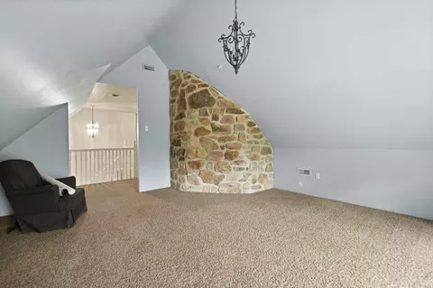 Bedroom - 987 State Hwy 413, Baxter, KY 40806 photo 10 of 10