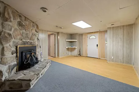 Living - 987 State Hwy 413, Baxter, KY 40806 photo 3 of 5
