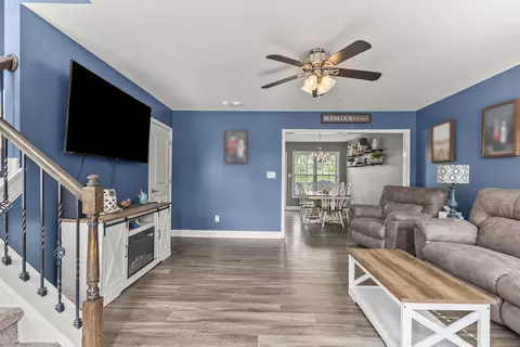 Entry Way - 103 Corolla Cir, Georgetown, KY 40324 photo 1 of 2