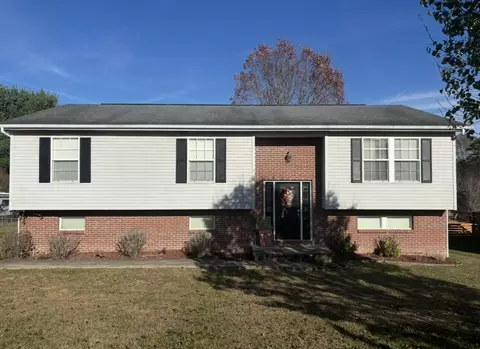 162 Verbena Dr, Corbin, KY 40701