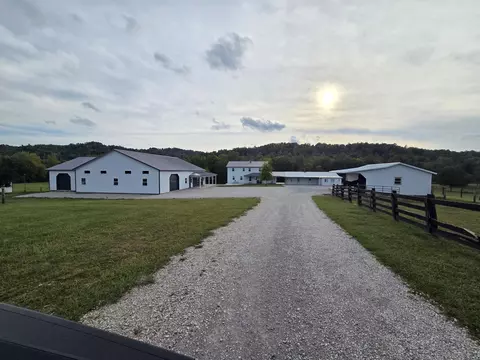 5525 Garland Hollow Rd, Means, KY 40346