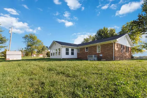 Exterior - 327 Dreyfus Rd, Berea, KY 40403 photo 5 of 5