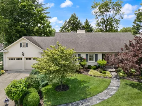 365 Andover Dr, Lexington, KY 40502