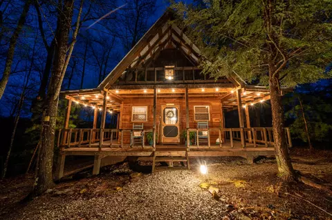 280 Easy St, Wellington, KY 40387