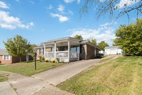 322 Foxwood Dr, Nicholasville, KY 40356