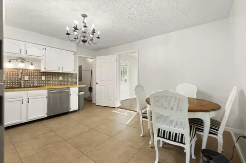 Dining - 107 Maher Dr, Morehead, KY 40351 photo 1 of 2