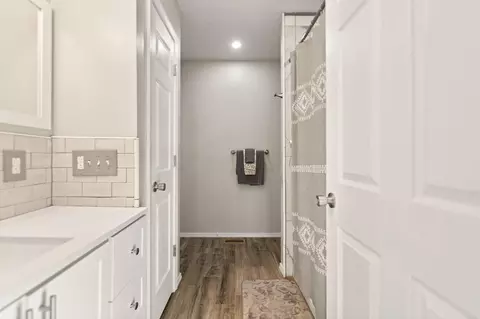 Entry Way - 107 Maher Dr, Morehead, KY 40351 photo 1 of 2
