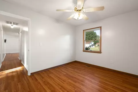 Bedroom - 107 Maher Dr, Morehead, KY 40351 photo 11 of 14