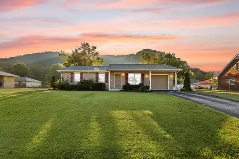 107 Maher Dr, Morehead, KY 40351
