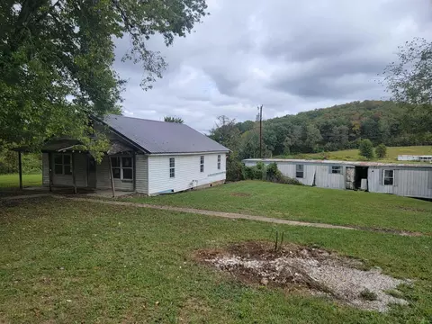 370 Reffitt Rd, Jeffersonville, KY 40337