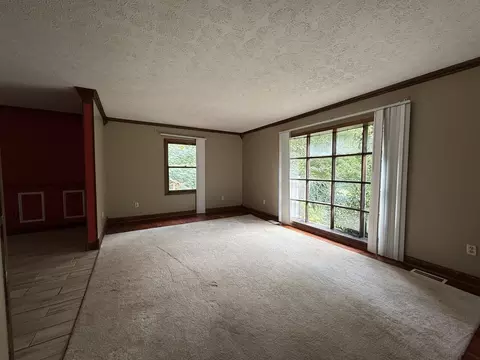 Living - 435 Simms Fork Rd, Arjay, KY 40902 photo 1 of 4
