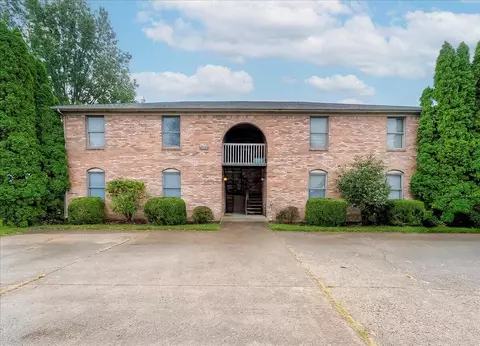 304 Remington Ct, Richmond, KY 40475